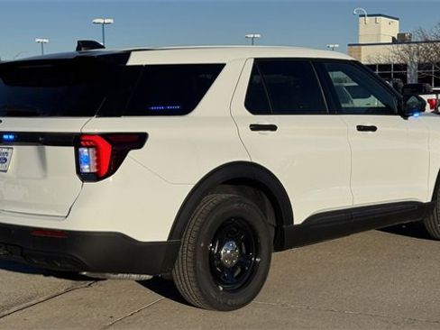 New 2025 Ford Explorer 4WD Police Interceptor image 9