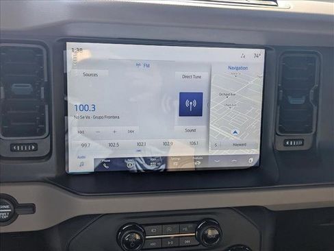 Used 2023 Ford Bronco Wildtrak image 14