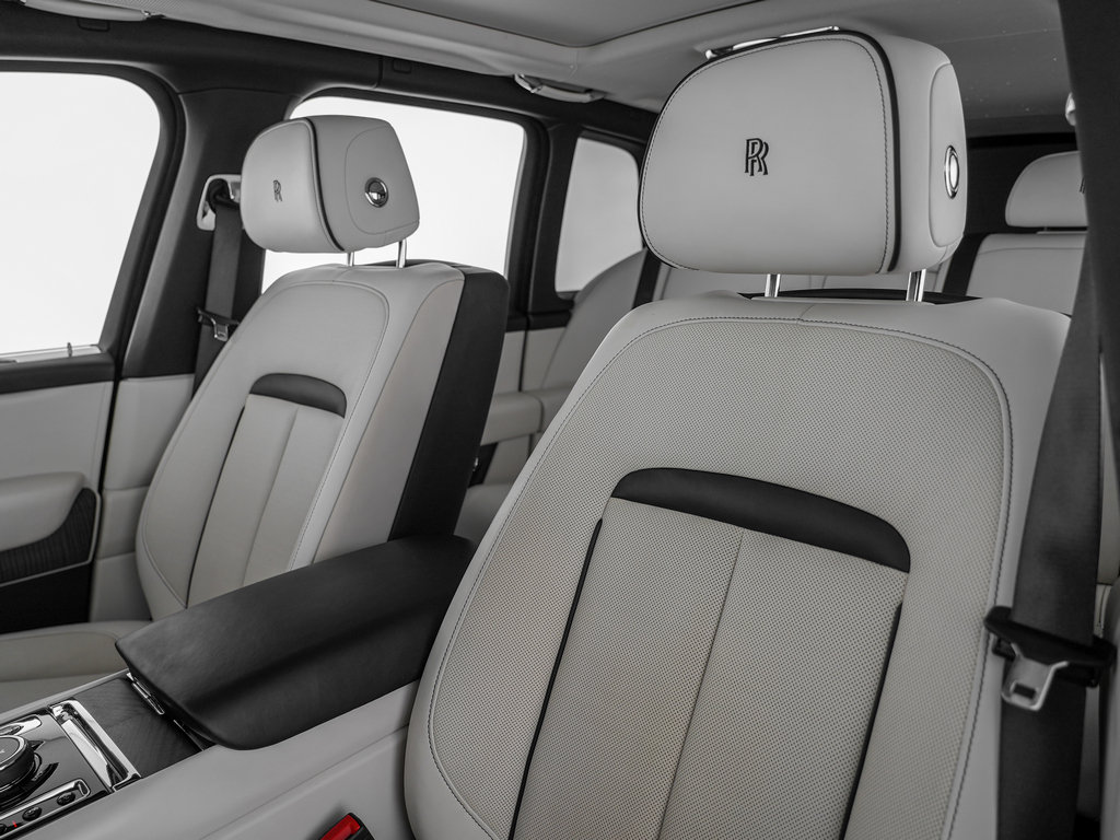 Used 2019 Rolls-Royce Cullinan AWD/4WD image 15