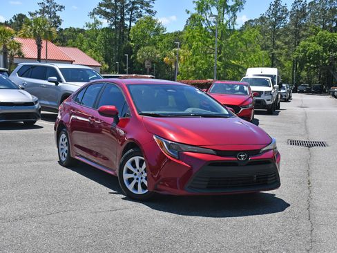 Certified 2024 Toyota Corolla LE FWD image 6