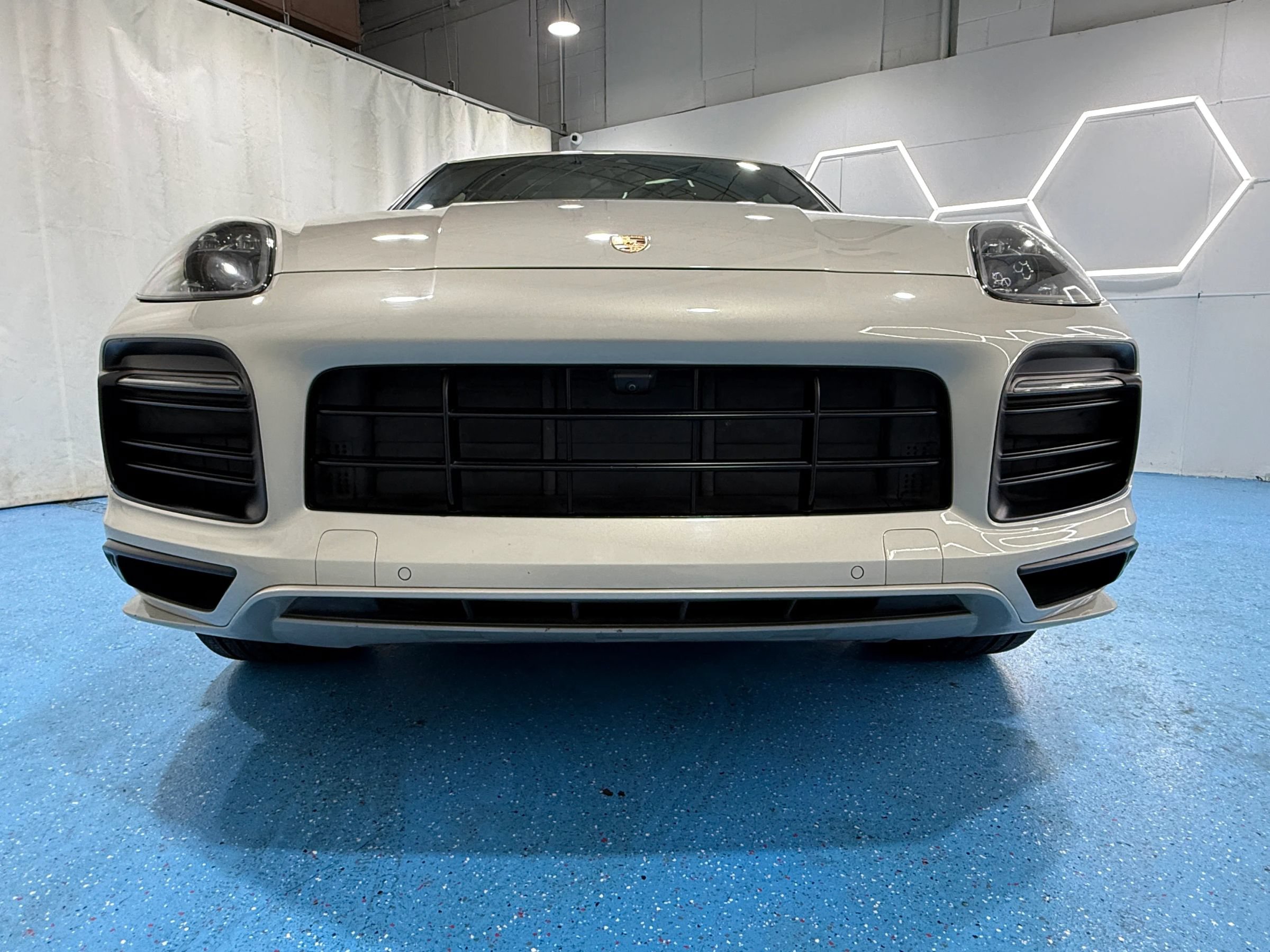 Used 2021 Porsche Cayenne GTS AWD/4WD image 6