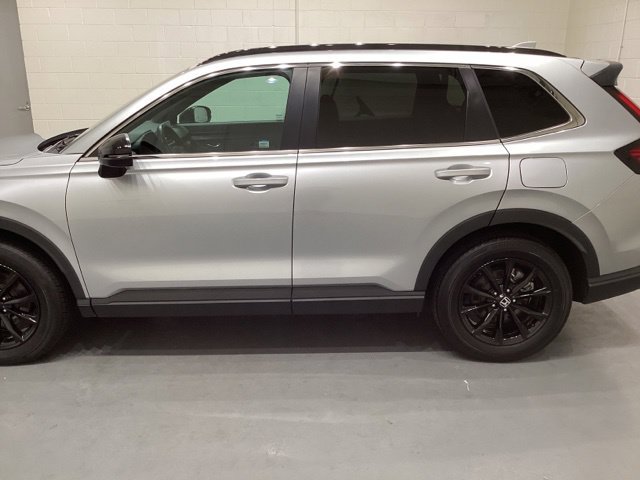Certified 2025 Honda CR-V Sport image 4
