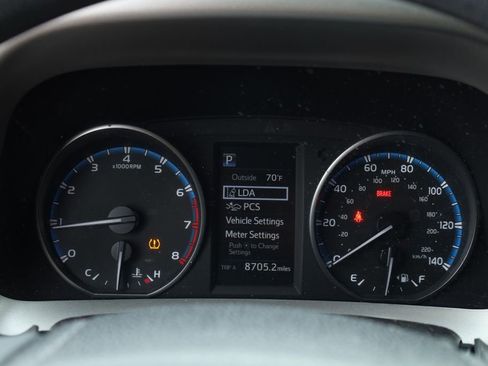 Used 2017 Toyota RAV4 LE image 22