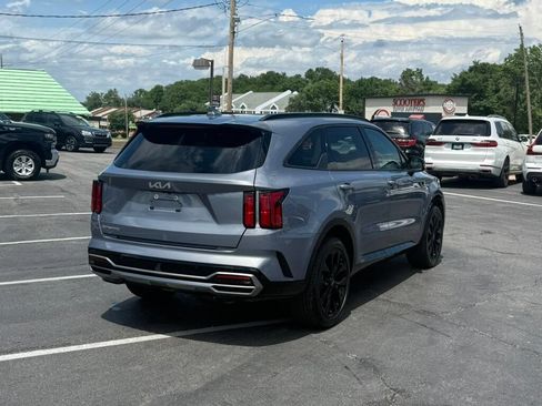 Used 2023 Kia Sorento SX FWD image 12