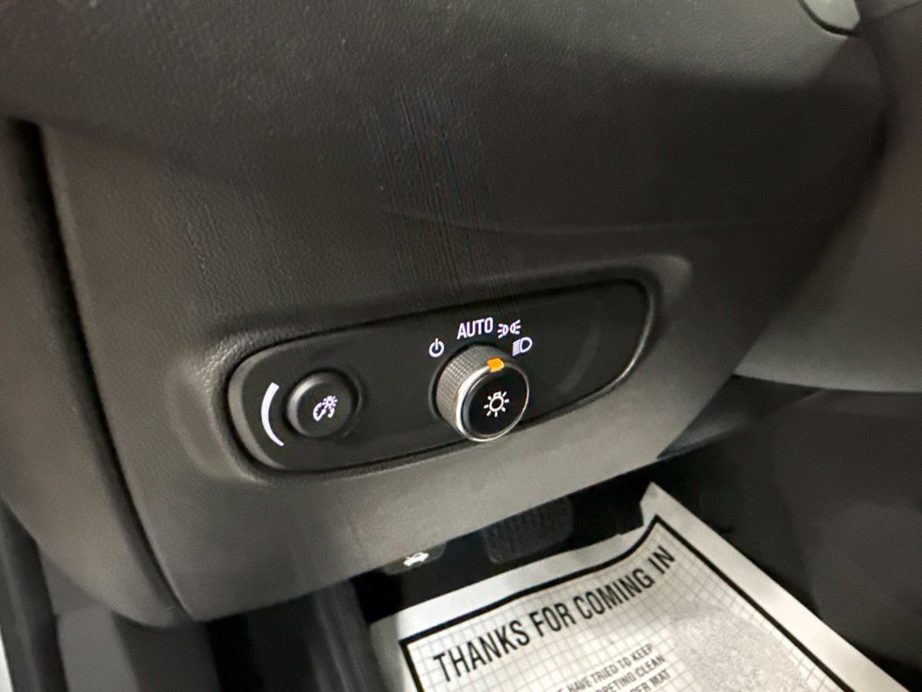 Used 2024 Chevrolet Equinox LT AWD/4WD image 22