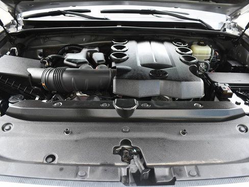 Certified 2021 Toyota 4Runner TRD Off-Road Premium image 29