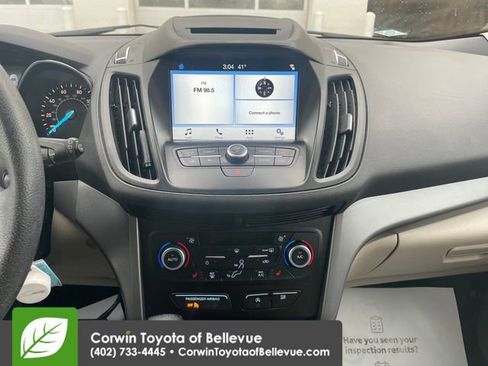 Used 2018 Ford Escape SE w/ SE Sync 3 Package AWD/4WD image 12