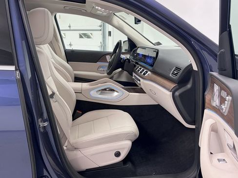 Certified 2026 Mercedes-Benz GLS 450 4MATIC image 18