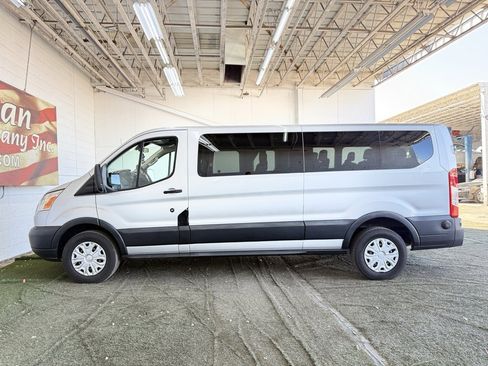 Used 2019 Ford Transit 350 XLT image 12