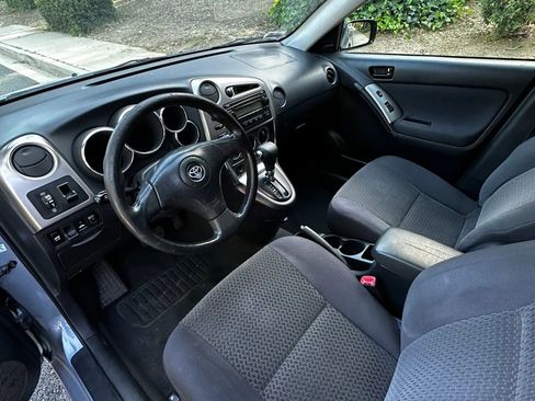 Used 2005 Toyota Matrix FWD image 14