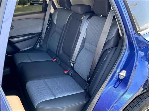 Used 2023 Nissan Rogue SV FWD image 25