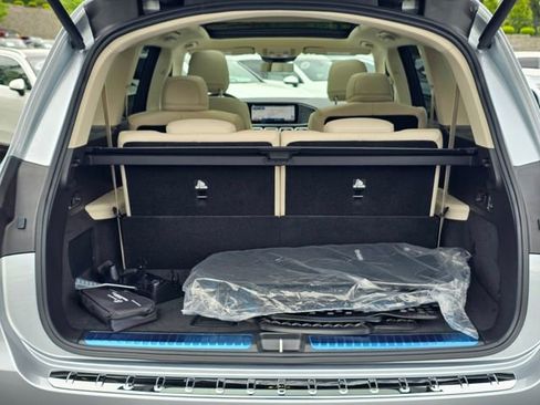 New 2026 Mercedes-Benz GLS 450 4MATIC image 10
