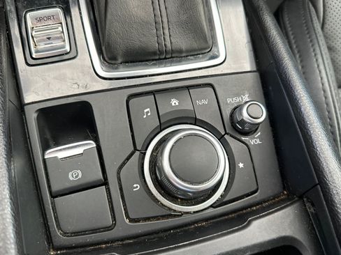 Used 2017 MAZDA MAZDA6 Touring FWD image 38