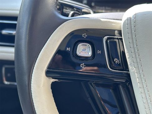 Used 2023 Lincoln Aviator Black Label image 30