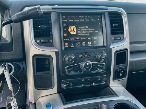 Used 2016 RAM 2500 Big Horn RWD image 15