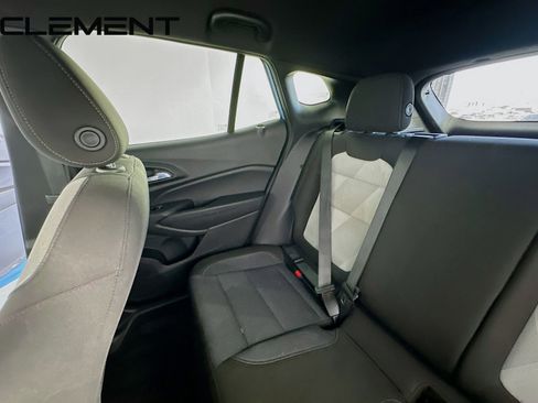 Used 2024 Chevrolet Trax RS image 31