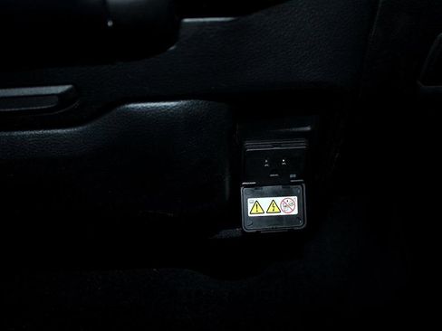 Used 2021 RAM 3500 Big Horn w/ Level B Equipment Group image 15