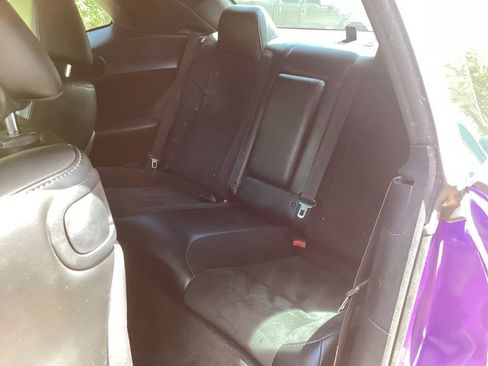 Used 2016 Dodge Challenger R/T Scat Pack w/ Leather Interior Group RWD image 39
