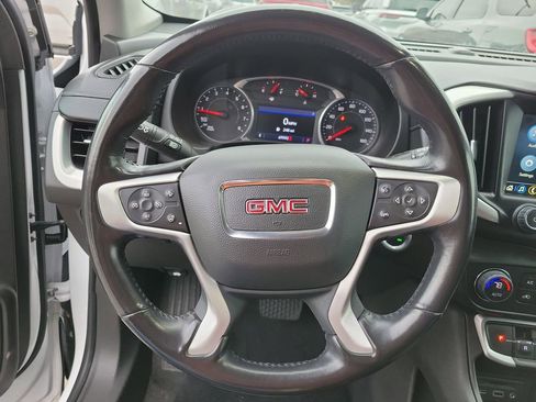 Used 2022 GMC Terrain SLT image 12