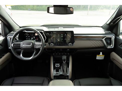 New 2026 GMC Canyon Denali image 33