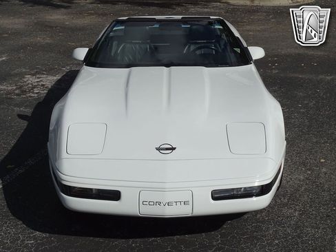 Used 1992 Chevrolet Corvette Convertible image 25