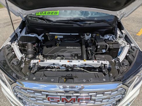 Certified 2022 GMC Terrain Denali w/ Denali Premium Package AWD/4WD image 40