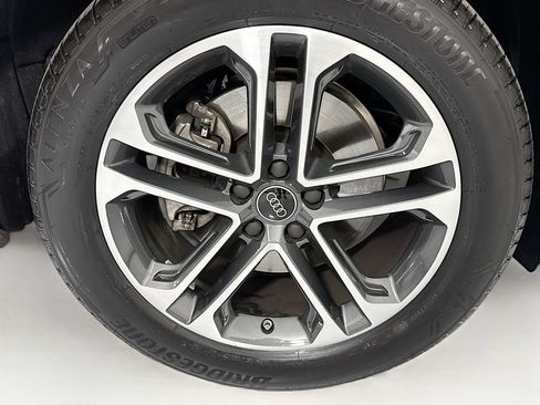 Used 2025 Audi Q5 Premium Plus w/ Premium Plus AWD/4WD image 32