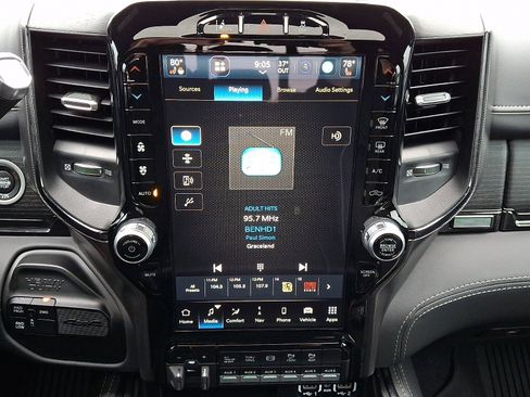 Used 2024 RAM 3500 Limited image 17