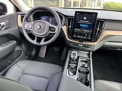 Used 2026 Volvo XC60 B5 Plus w/ Protection Package Premier AWD/4WD image 29