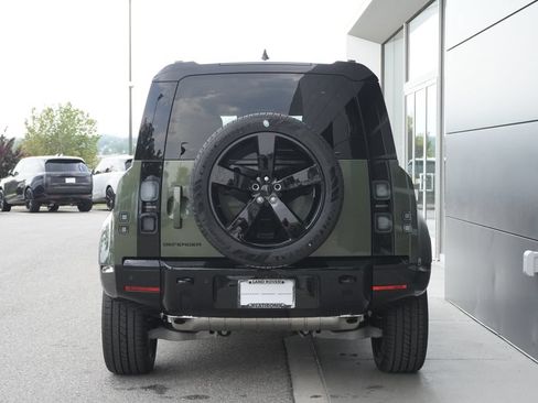 New 2026 Land Rover Defender 110 X-Dynamic SE AWD/4WD image 6