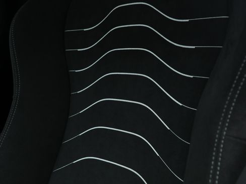 Used 2025 Maserati MC20 Coupe RWD image 41