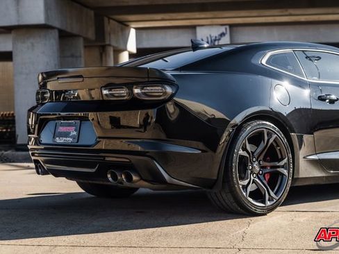 Used 2020 Chevrolet Camaro SS image 56
