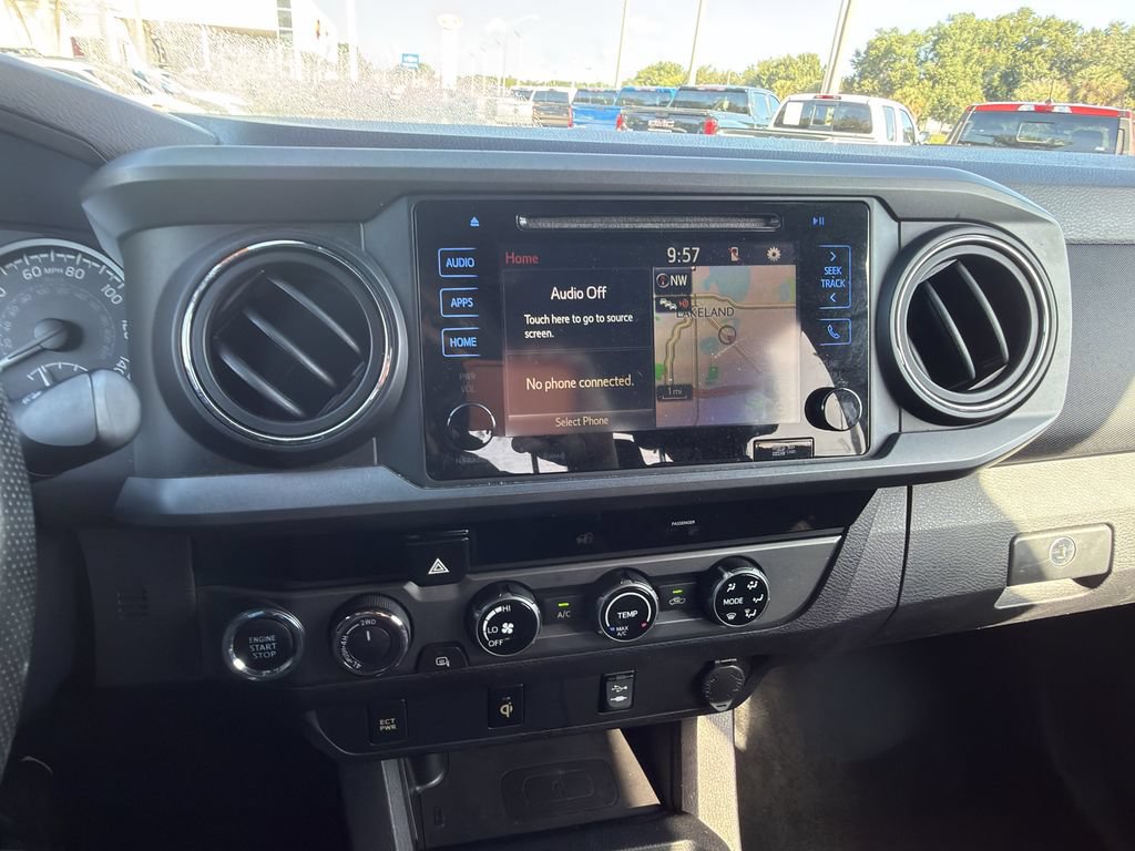 Used 2017 Toyota Tacoma TRD Sport w/ Tow Package (A/T) AWD/4WD image 23