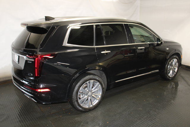 Used 2024 Cadillac XT6 Premium Luxury AWD/4WD image 5