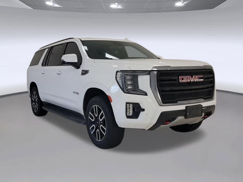 Used 2023 GMC Yukon XL AT4 AWD/4WD image 5