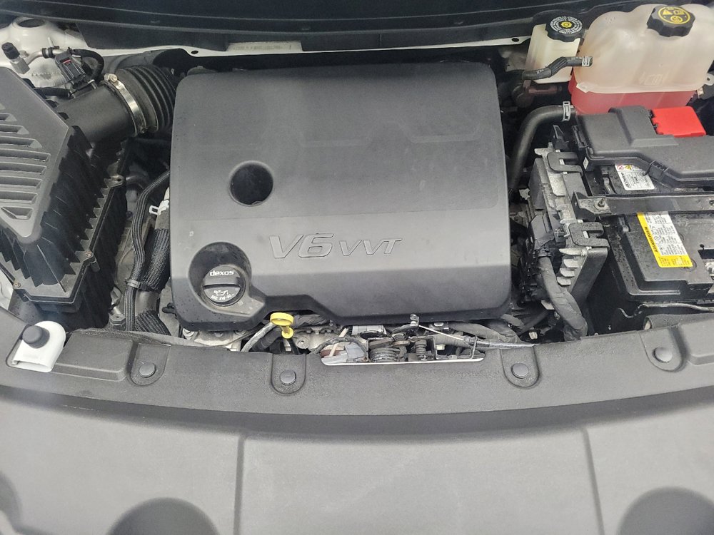 Used 2022 Chevrolet Traverse RS FWD image 30