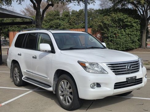 Used 2009 Lexus LX 570 4WD image 3