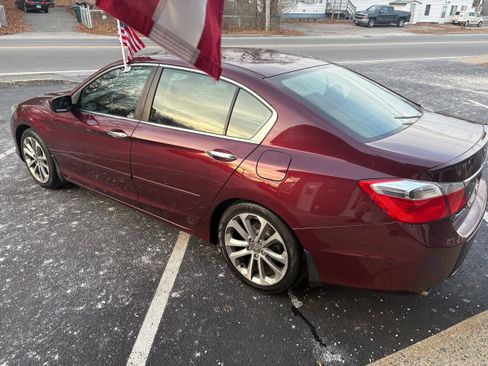 Used 2013 Honda Accord Sport image 7