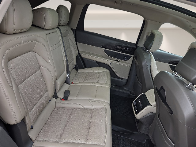 Used 2025 Lincoln Nautilus Reserve AWD/4WD image 15