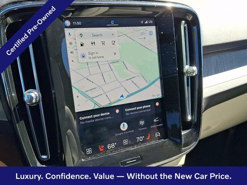 Certified 2024 Volvo XC40 B5 Plus w/ Protection Package Premier AWD/4WD image 18