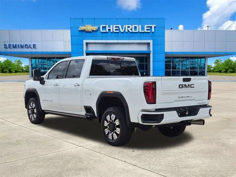 Used 2024 GMC Sierra 3500 Denali w/ Denali Reserve Package AWD/4WD image 3