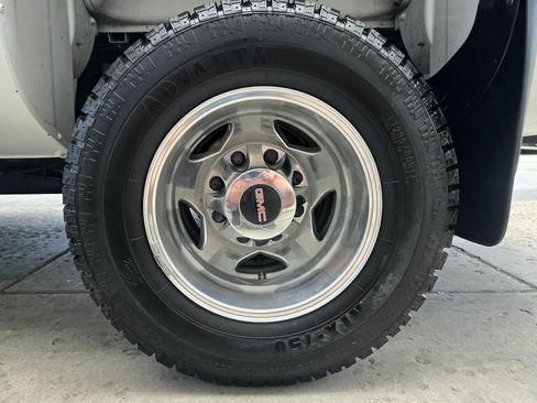 Used 2013 GMC Sierra 3500 Denali image 18