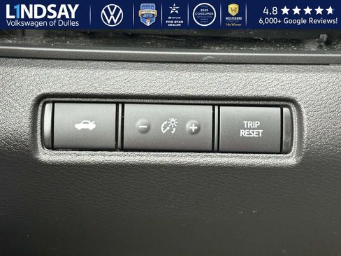 Used 2023 Nissan Altima 2.5 SV image 23