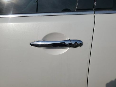 Certified 2021 Nissan Armada SV w/ SV Appearance Package RWD image 10