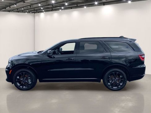 Used 2025 Dodge Durango GT AWD/4WD image 4