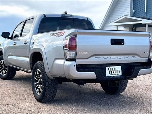 Used 2023 Toyota Tacoma TRD Sport w/ Advanced Technology Package AWD/4WD image 4