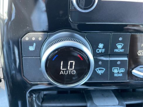 Certified 2025 Toyota Highlander XSE AWD/4WD image 10