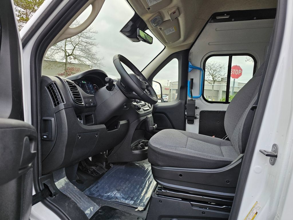 New 2024 RAM ProMaster 3500 w/ Delivery Van Package FWD image 19