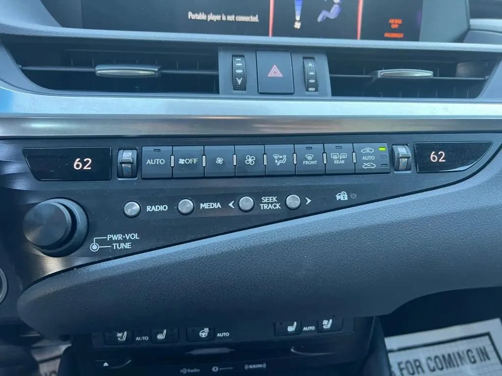 Used 2020 Lexus ES 350 w/ Premium Package FWD image 43