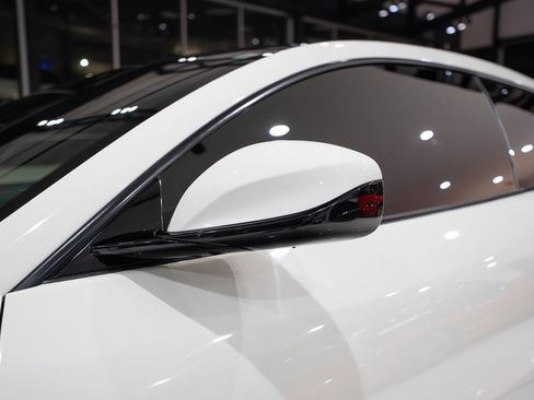 Used 2018 Ferrari GTC4Lusso T image 45